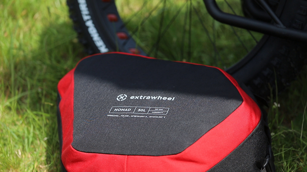 Fahrradanhänger BRAVE Nomad Premium 28" 60Liter